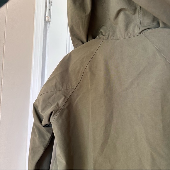 Uniqlo Women’s Loose Hooded Parka - Picture 14 of 14